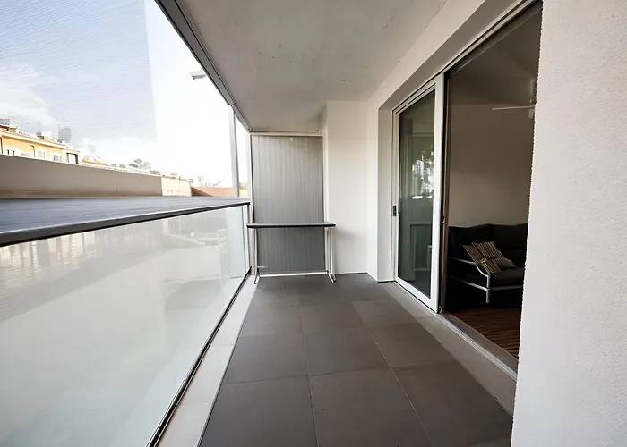 Stbg Bel Avec Balcon Διαμέρισμα